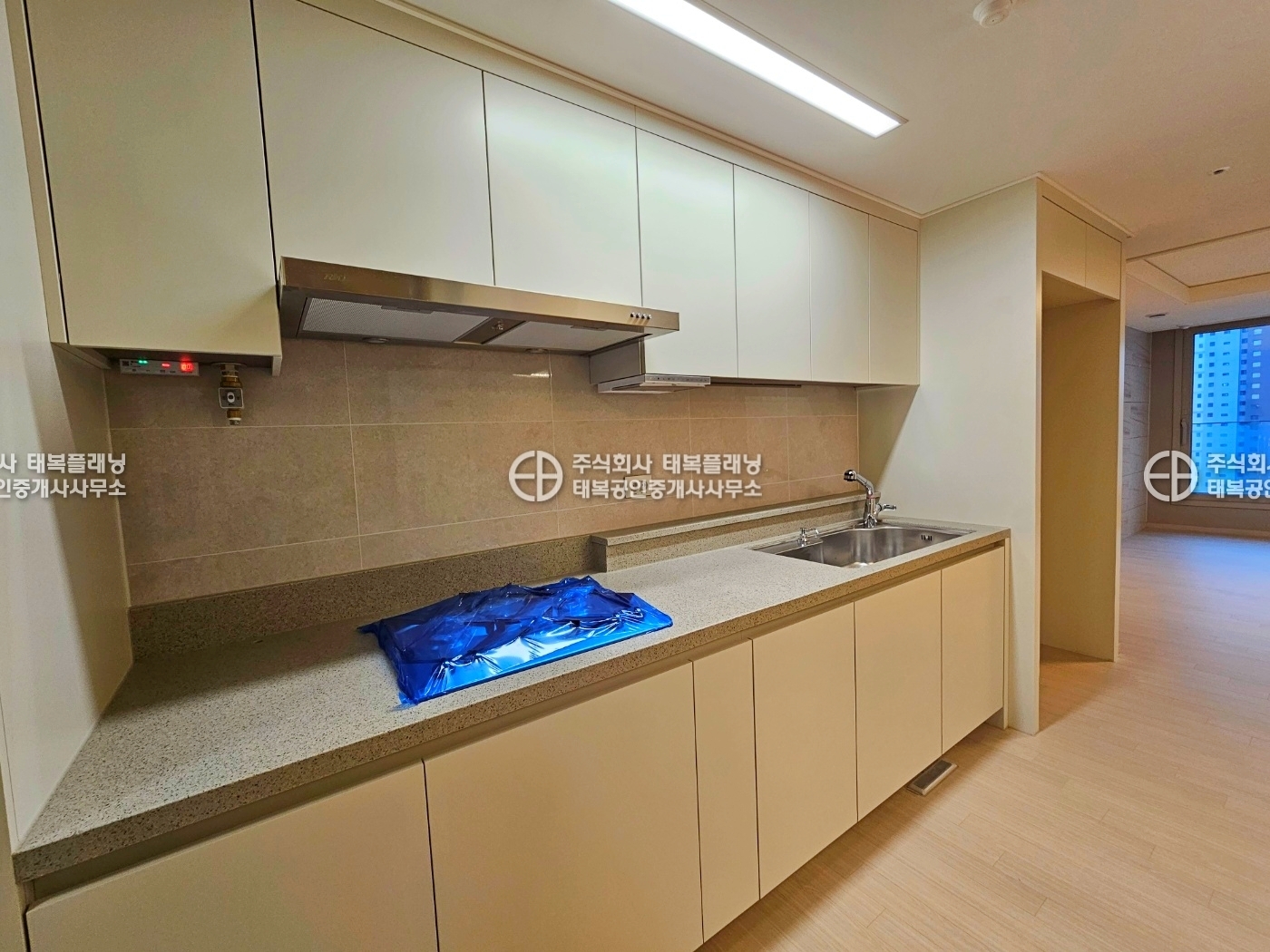 이미지명